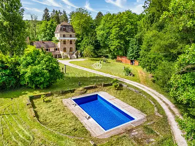 Maison, 360 m²