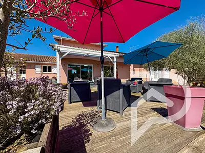 Maison, 197 m²