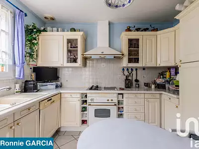 Maison, 176 m²