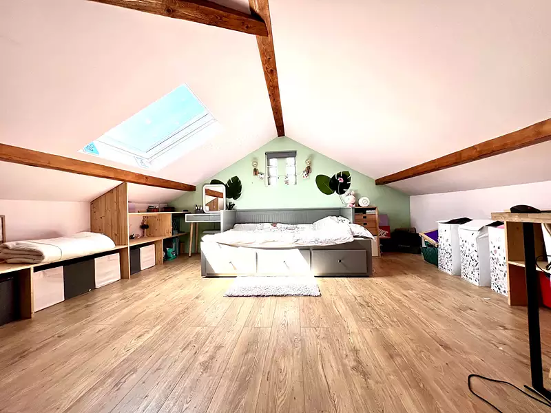 Maison, 204 m²