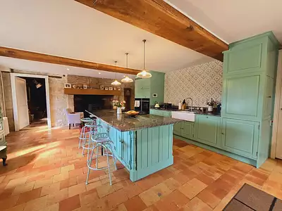 Maison, 1 100 m²