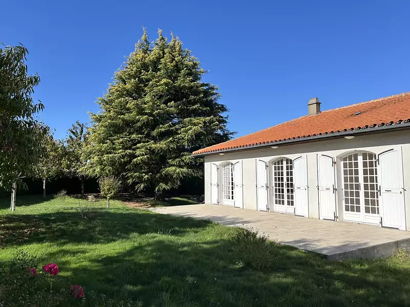 Maison, 216 m²