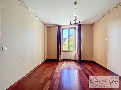 Maison, 260 m²