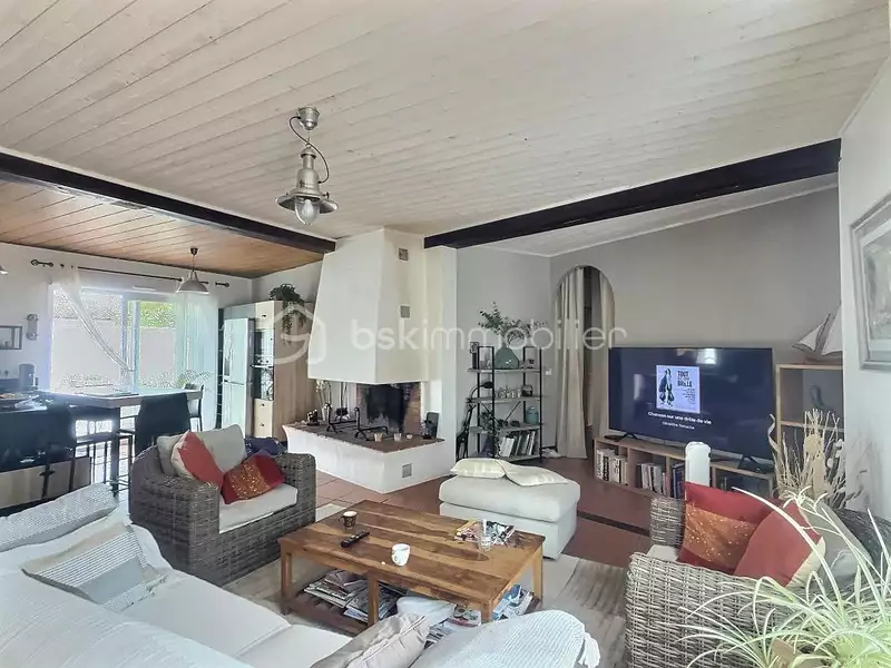Maison, 163 m²