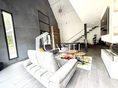 Maison, 216 m²