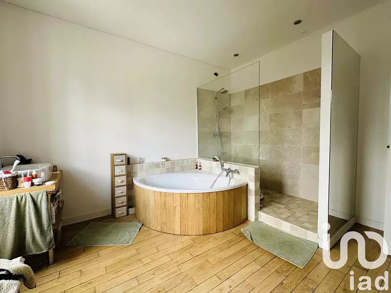Maison, 212 m²