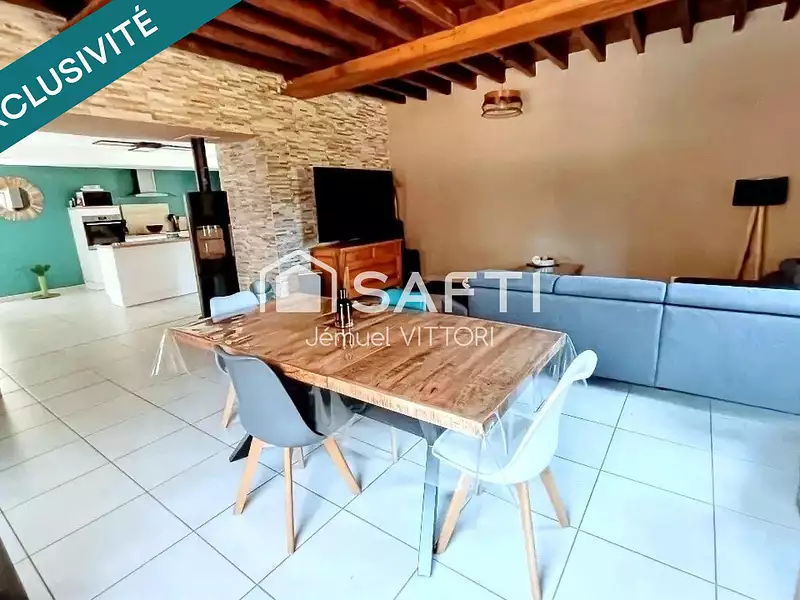 Maison, 160 m²