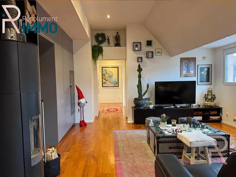 Immeuble, 244,16 m²