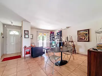 Maison, 93 m²