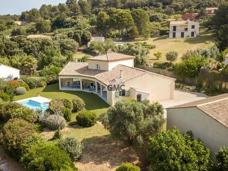 Maison, 200 m²