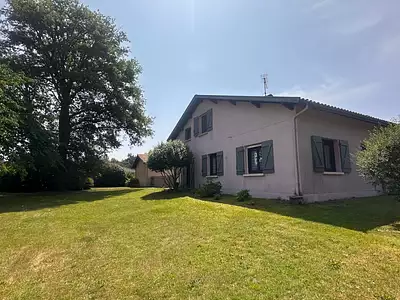 Maison, 215 m²