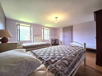 Maison, 338 m²