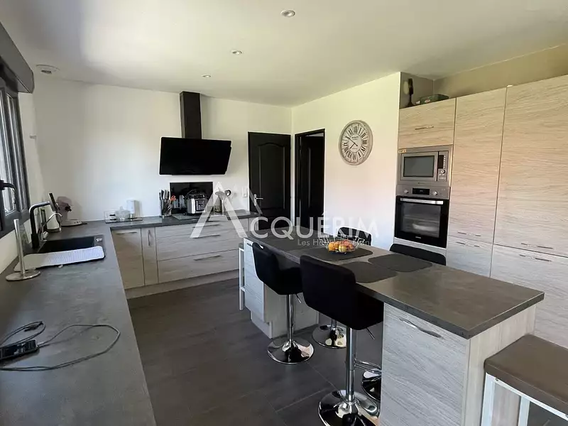 Maison, 96 m²