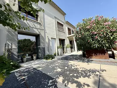 Maison, 240 m²