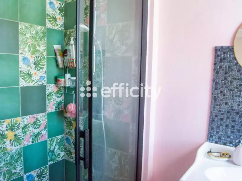 Maison, 274 m²