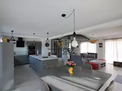 Maison, 150 m²