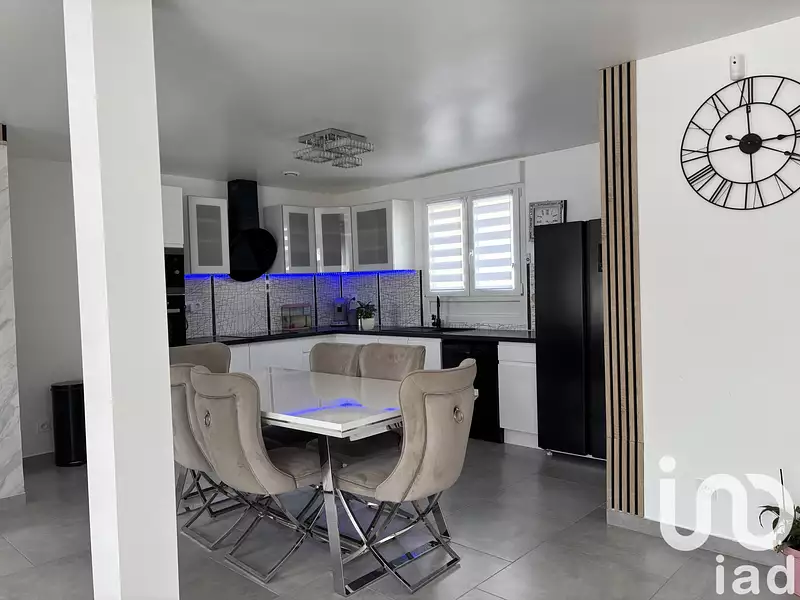 Maison, 143 m²