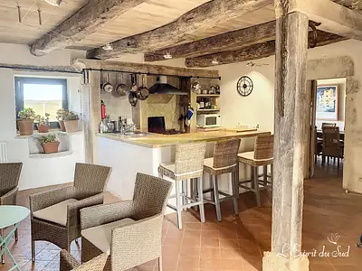Maison, 245 m²
