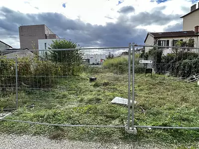 Terrain, 1 080 m²