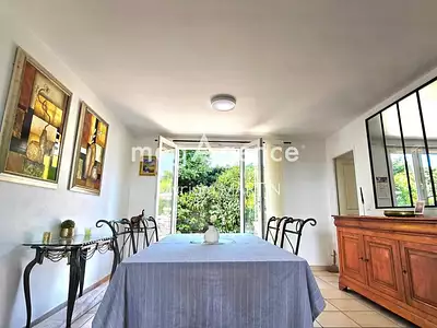 Maison, 157 m²