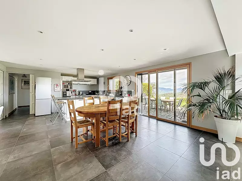 Maison, 164 m²