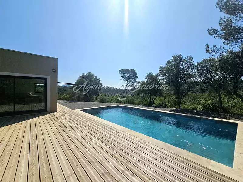 Maison, 176,58 m²