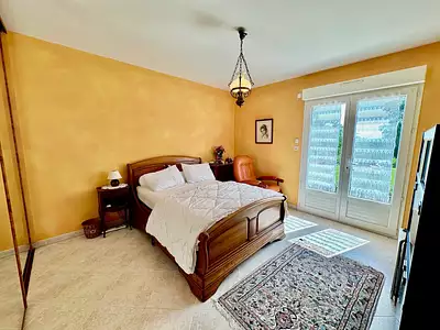 Maison, 335 m²