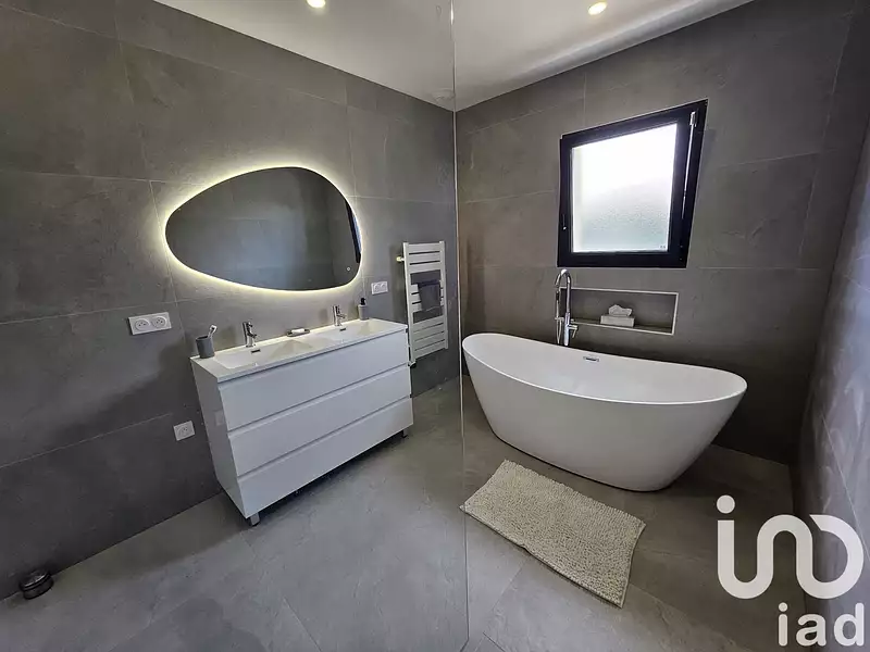 Maison, 106 m²