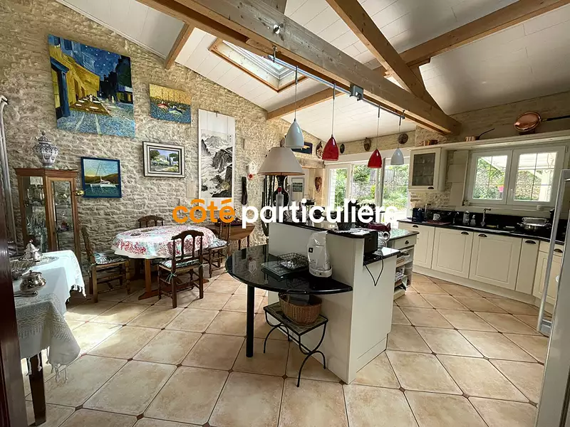 Maison, 180 m²