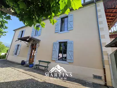 Maison, 261 m²
