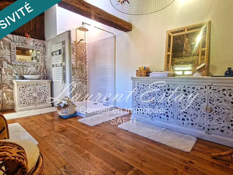 Maison, 220 m²