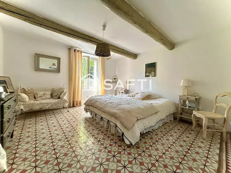 Maison, 400 m²