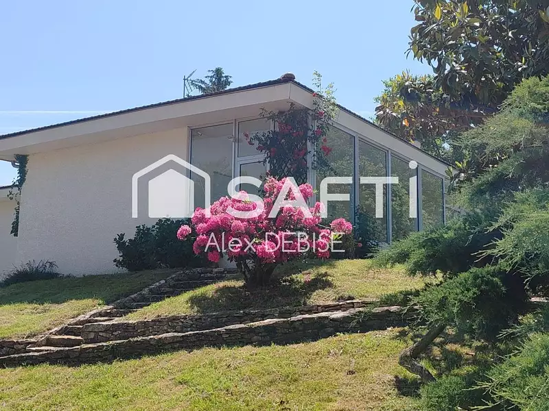 Maison, 159 m²