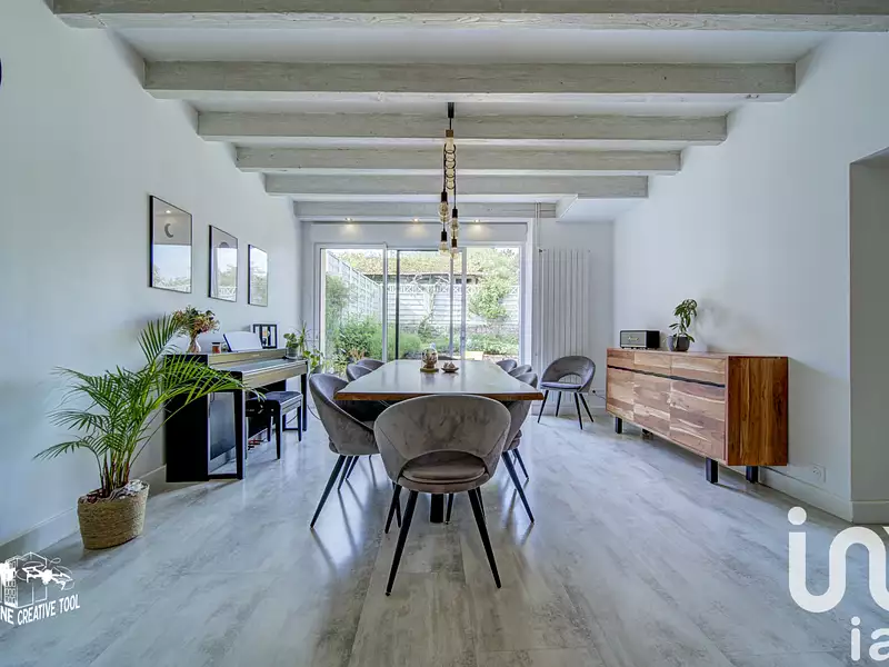 Maison, 192 m²