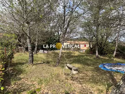 Terrain, 1 080 m²