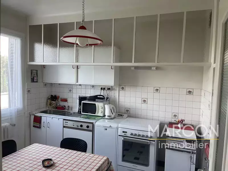 Maison, 208 m²