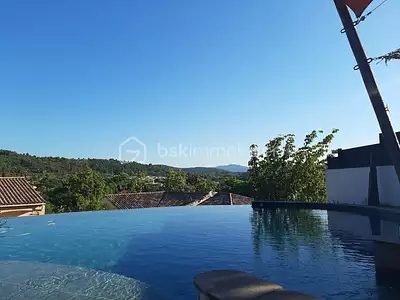 Maison, 145 m²