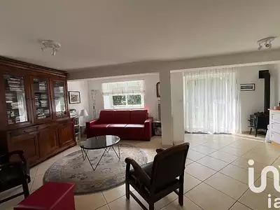 Maison, 284 m²