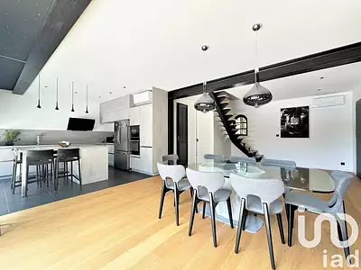 Maison, 280 m²
