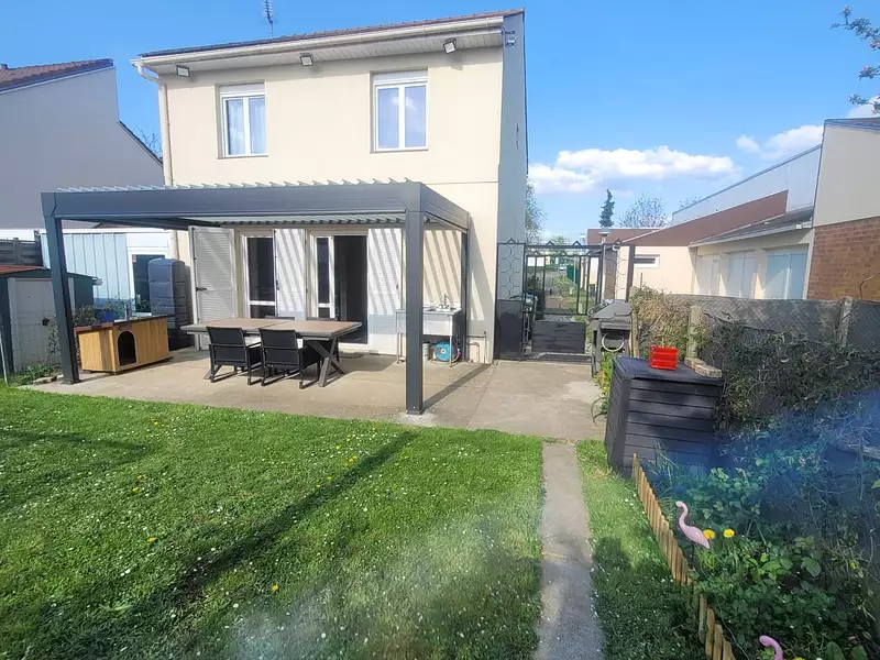 Maison, 105 m²