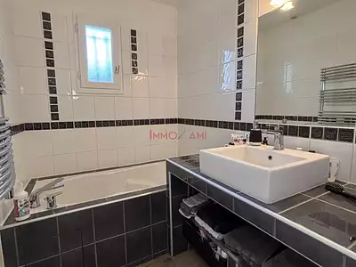 Maison, 141 m²