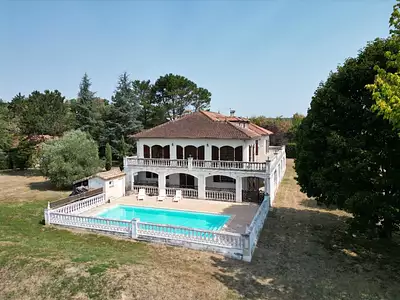 Maison, 440 m²