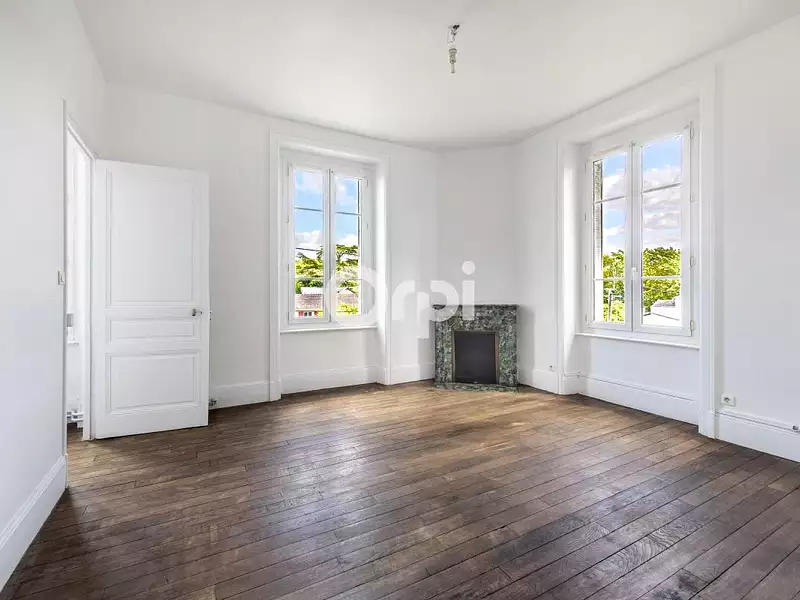 Maison, 180 m²