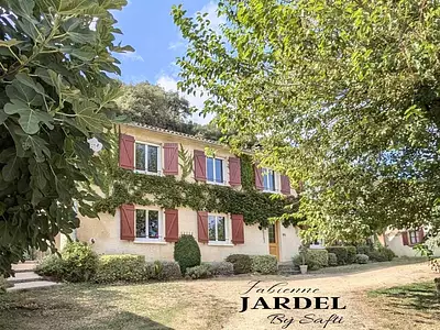 Maison, 280 m²