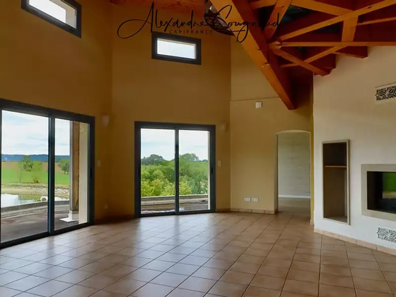 Maison, 145 m²