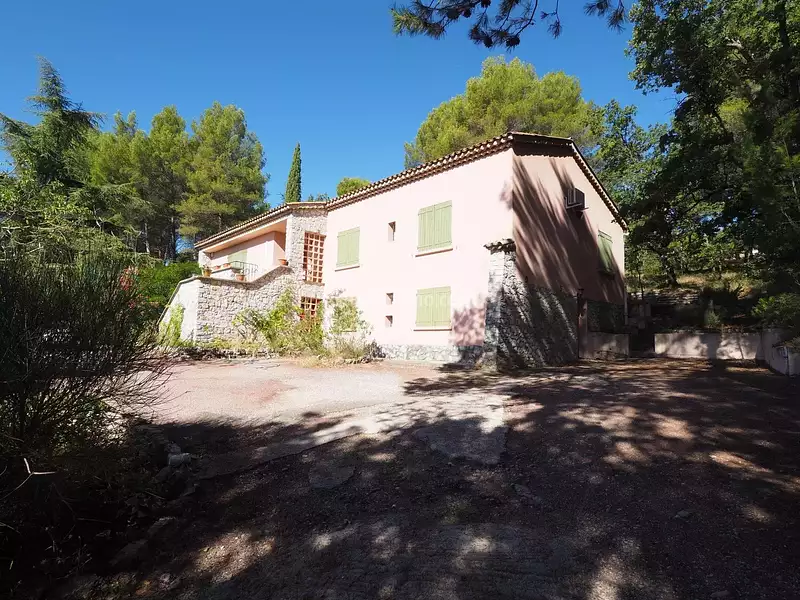 Maison, 175 m²