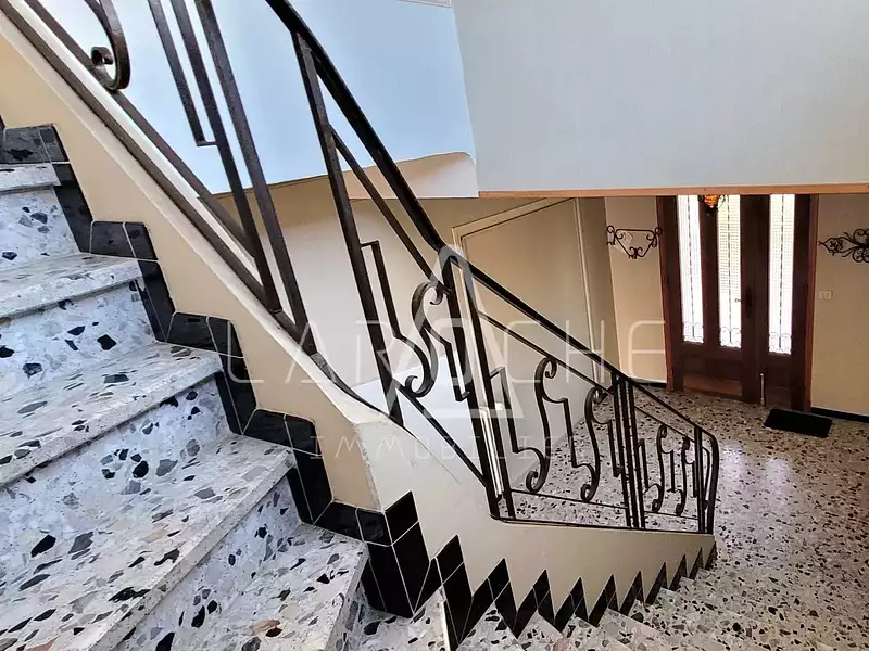 Maison, 163 m²