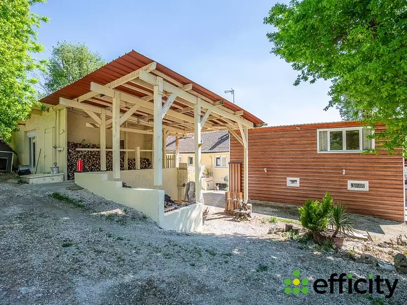 Maison, 246 m²