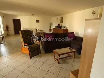 Maison, 201 m²