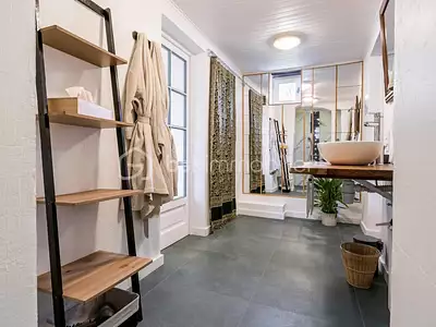 Maison, 220 m²